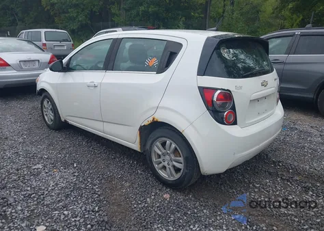 2013 Chevrolet Sonic Lt Auto z USA, uszkodzony, nr VIN 1G1JC6SB3D4249364